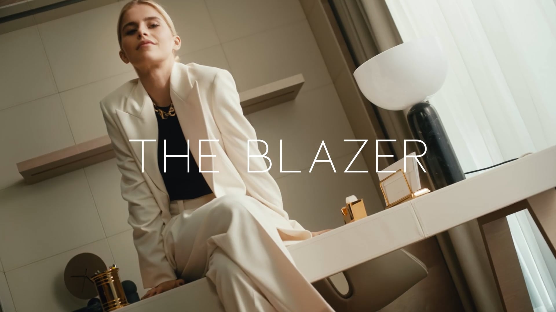 BOSS _sunrise_blazer_(1080p)