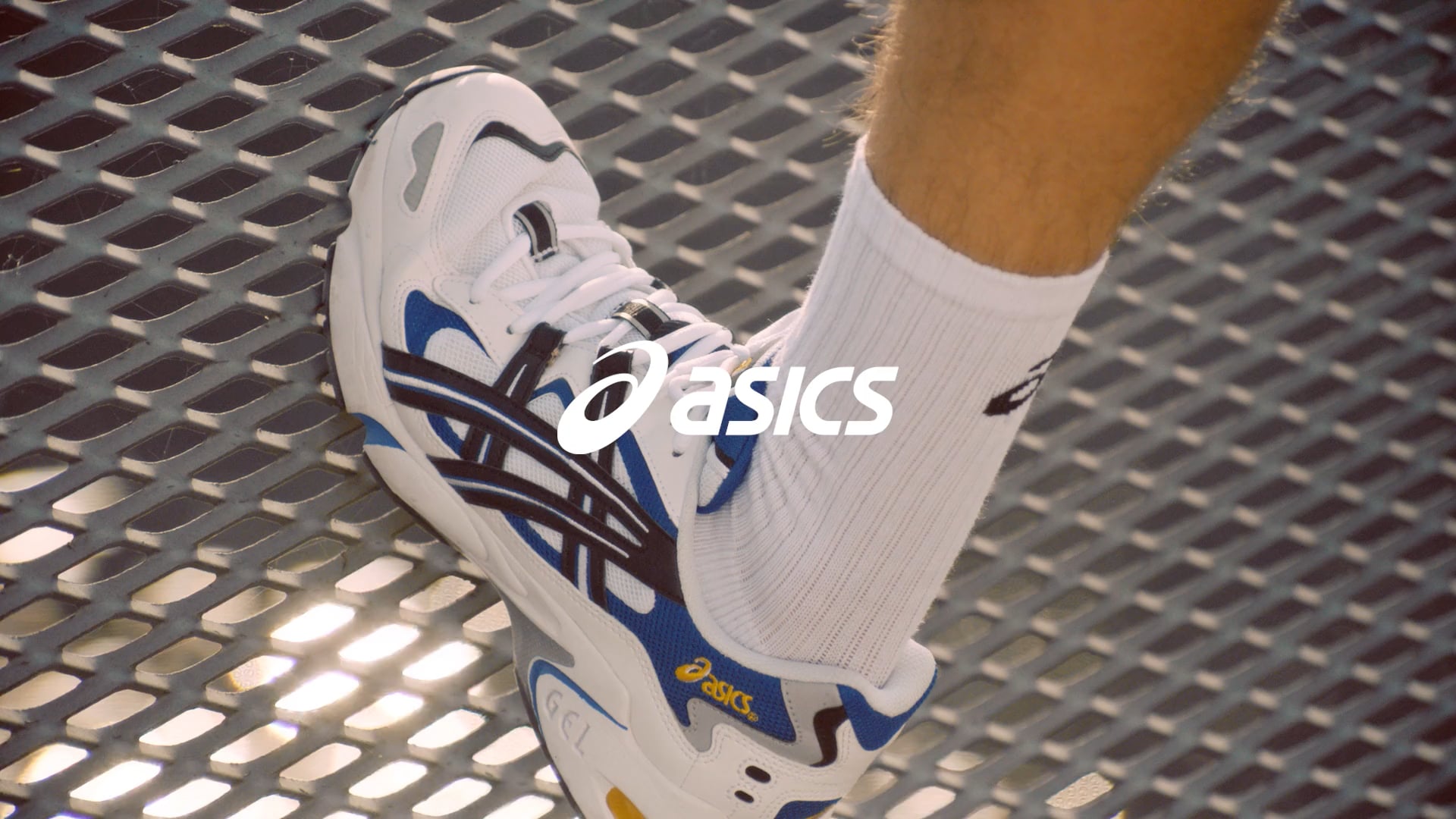 asics_-_white_landscape (1080p)
