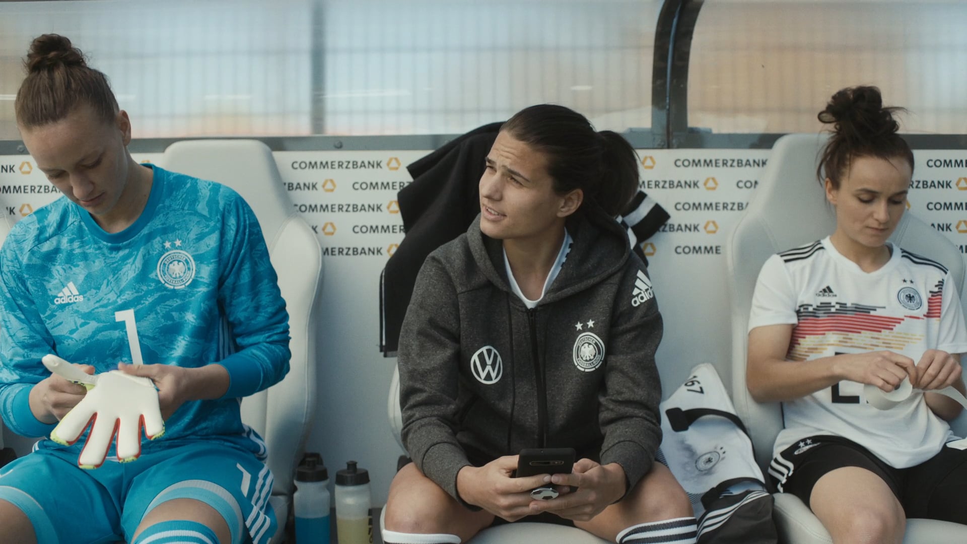 Commerzbank_DieBank_WEB_YTmobile_7Min_15s_16x9_1920x1080_v002_190506