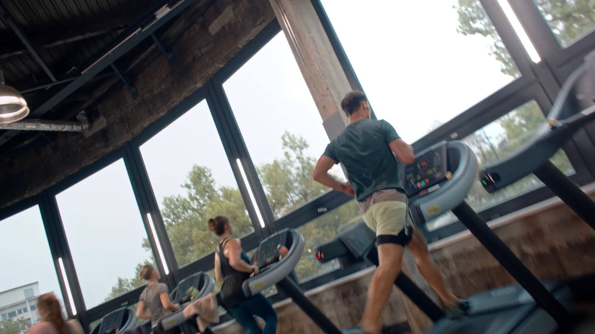 fitx_snippets_runnershigh_16zu9 (1080p)