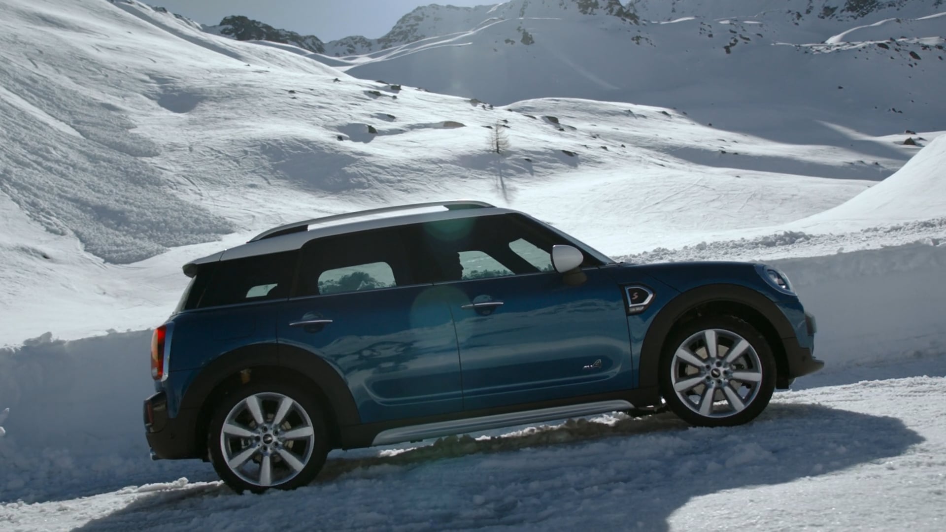 Mini_all4_Countryman_DC (1080p)