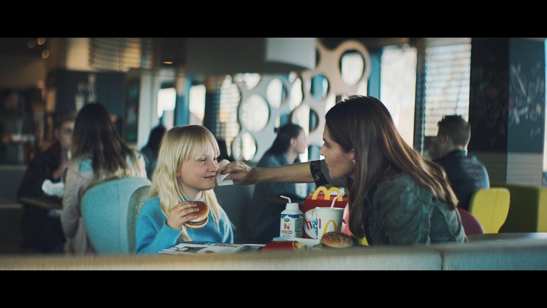 MCDONALDS – BOK by SIMON LADEFOGED