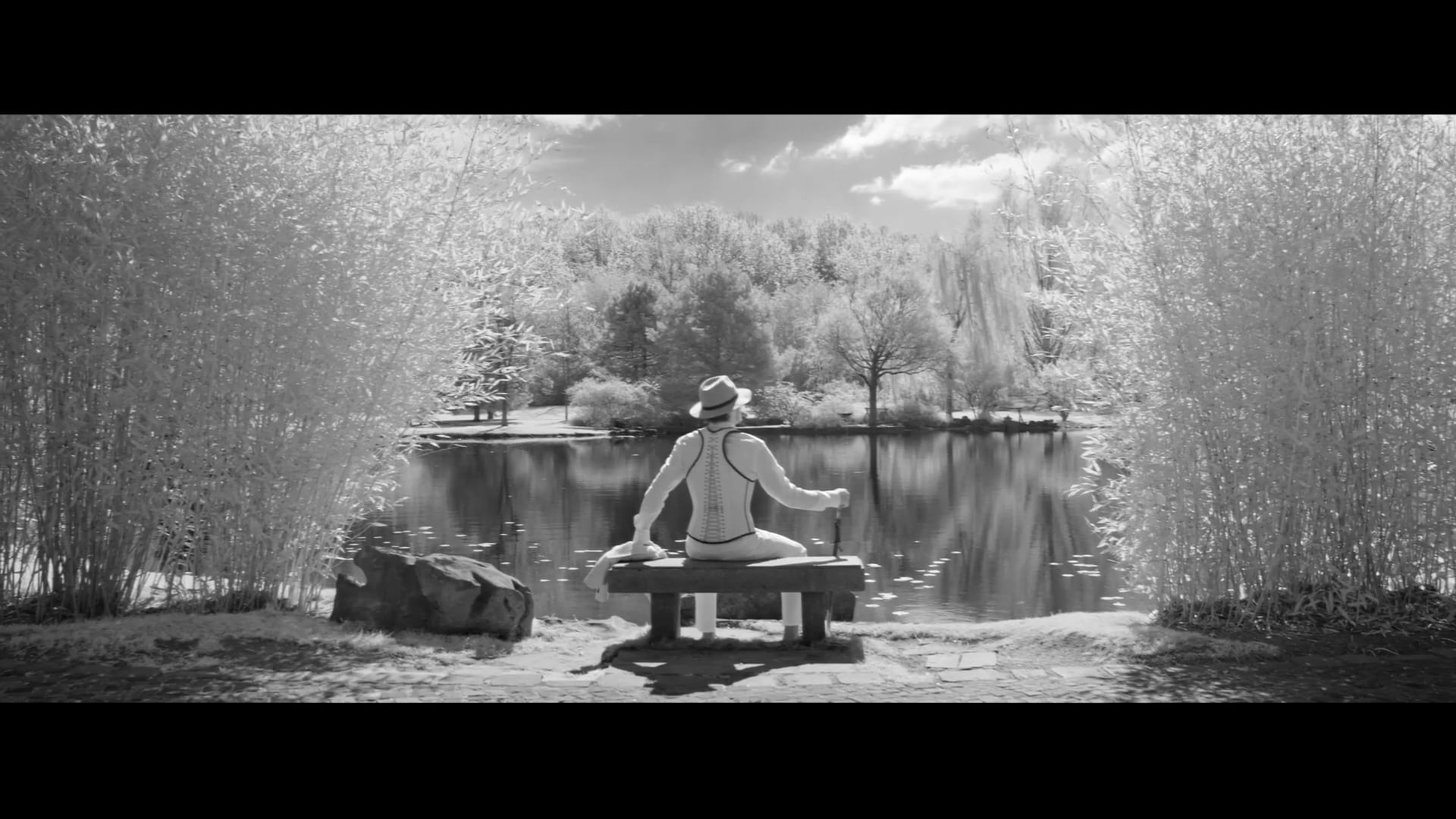 Mercedes Benz Welcome to Farewell