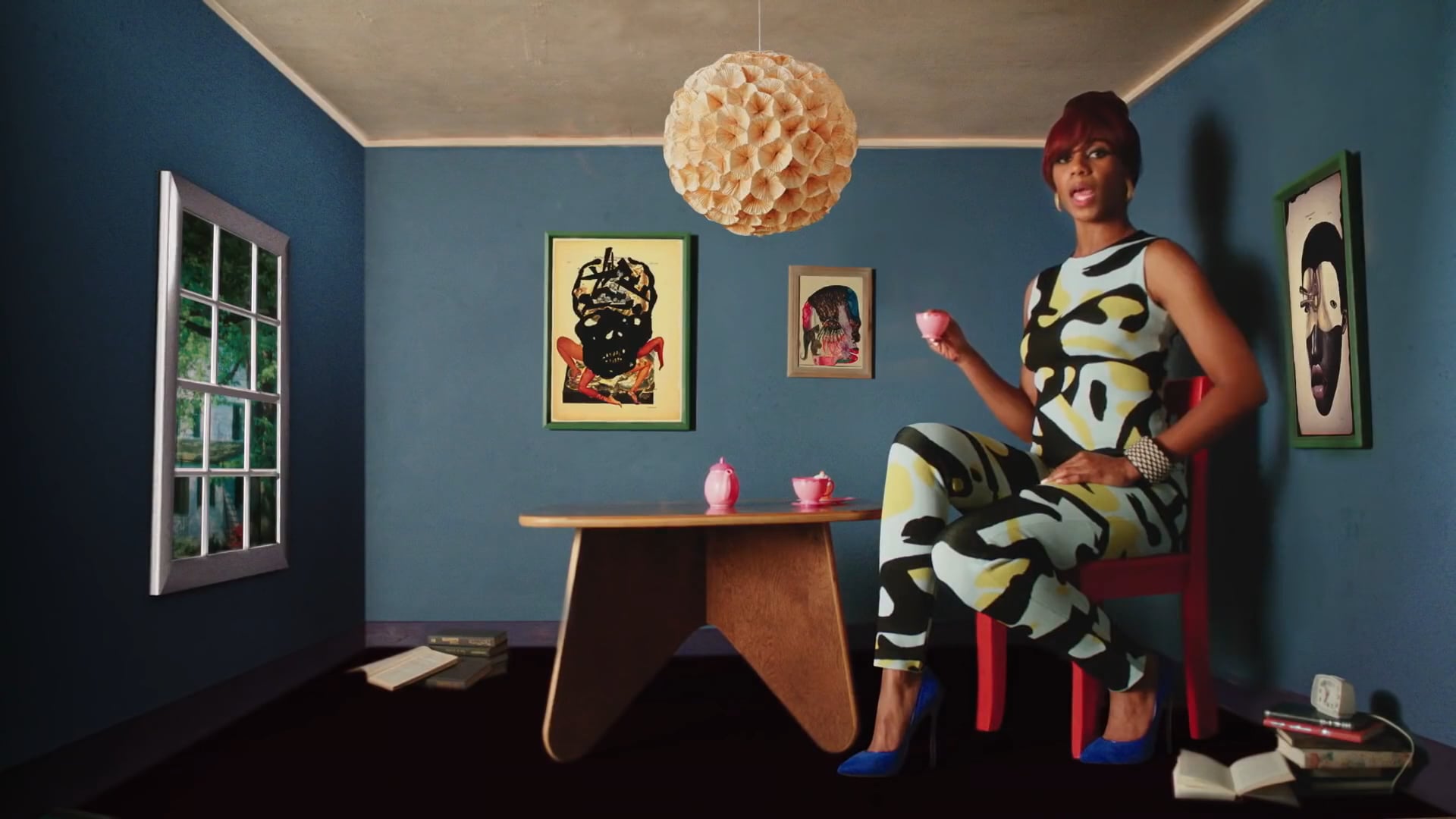 Santigold – Chasing Shadows