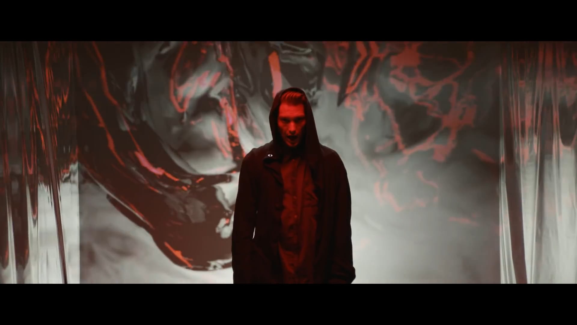 Thomas Azier – Ghostcity