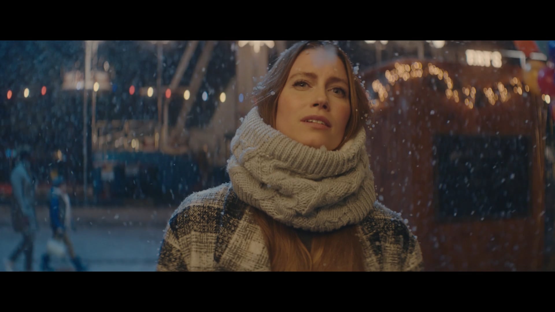 191108_A1_Xmas_Karussell_TVC_IPhone_30s_MASTER_R128