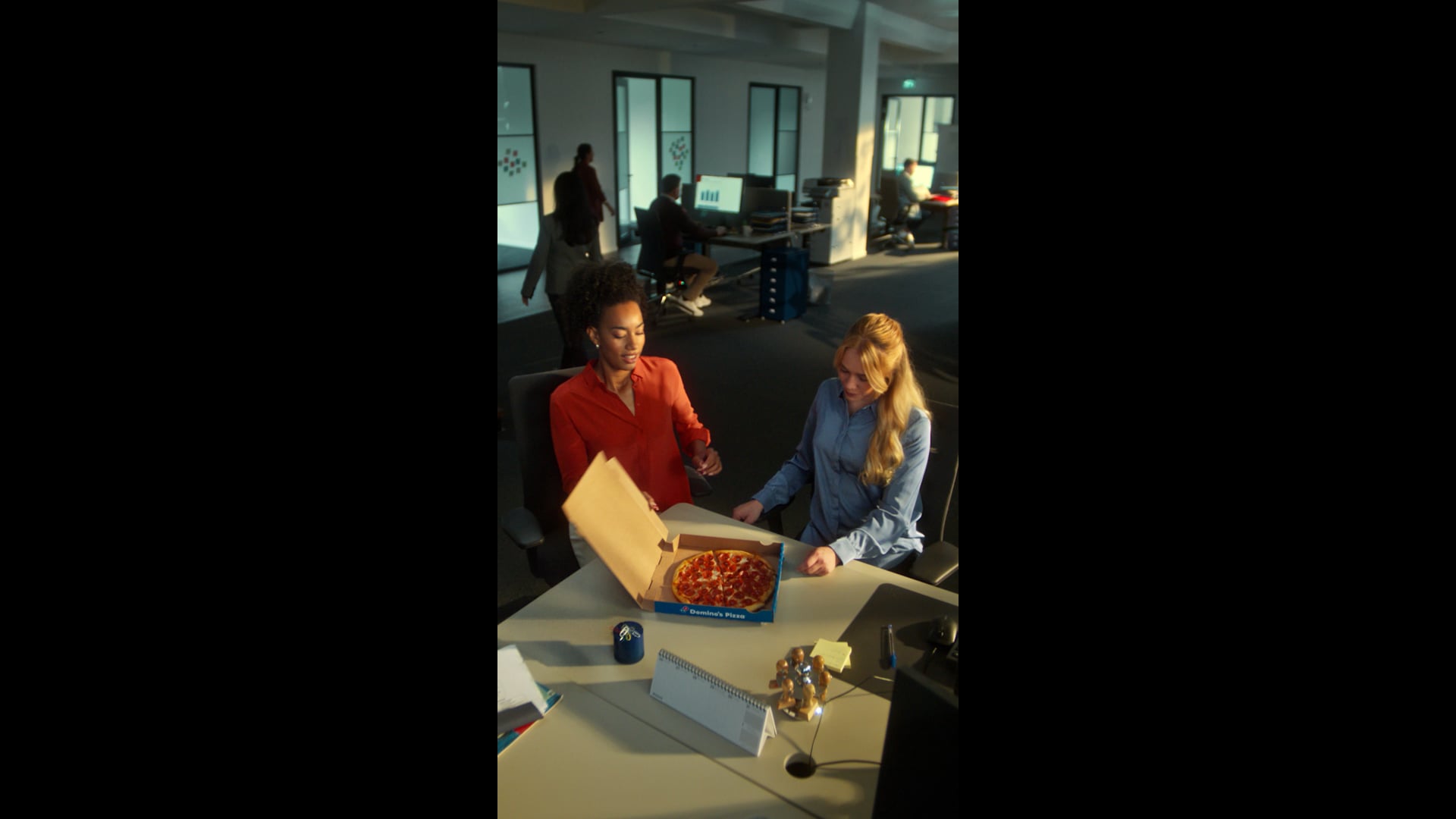 DOMINOS – Strand (20s_9x16)