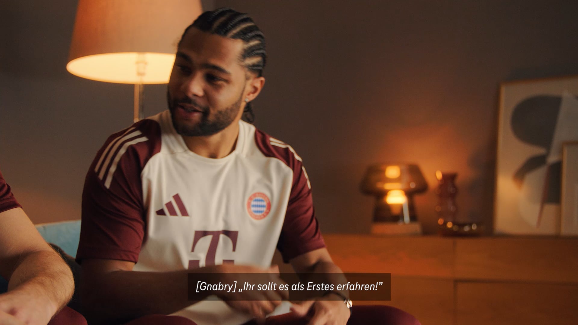 Magenta – Mega Stream (38s SUBS)