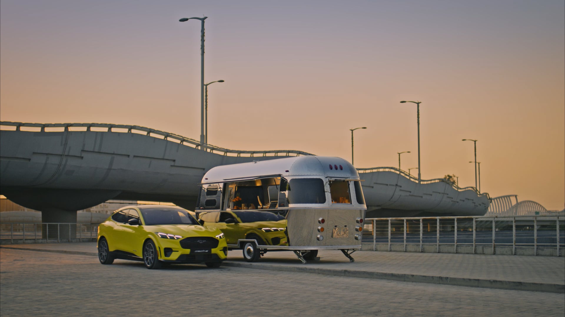 Ford – Mach E „Fastest Food“  (DC 30sec)