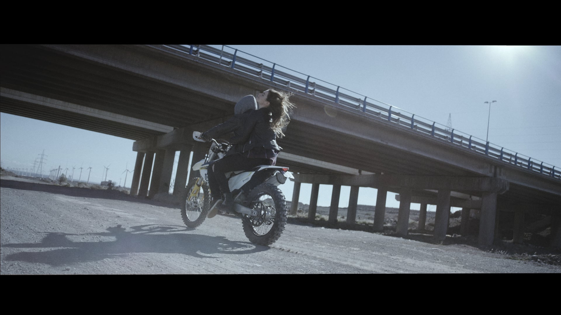 CREATIVE SHORT – Plus Minus