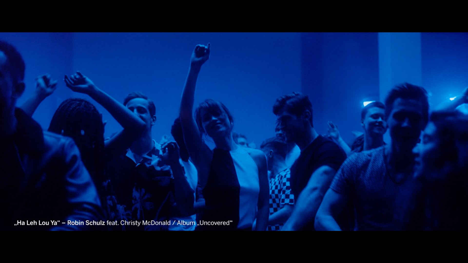 NIVEA x Robin Schulz – Black & White