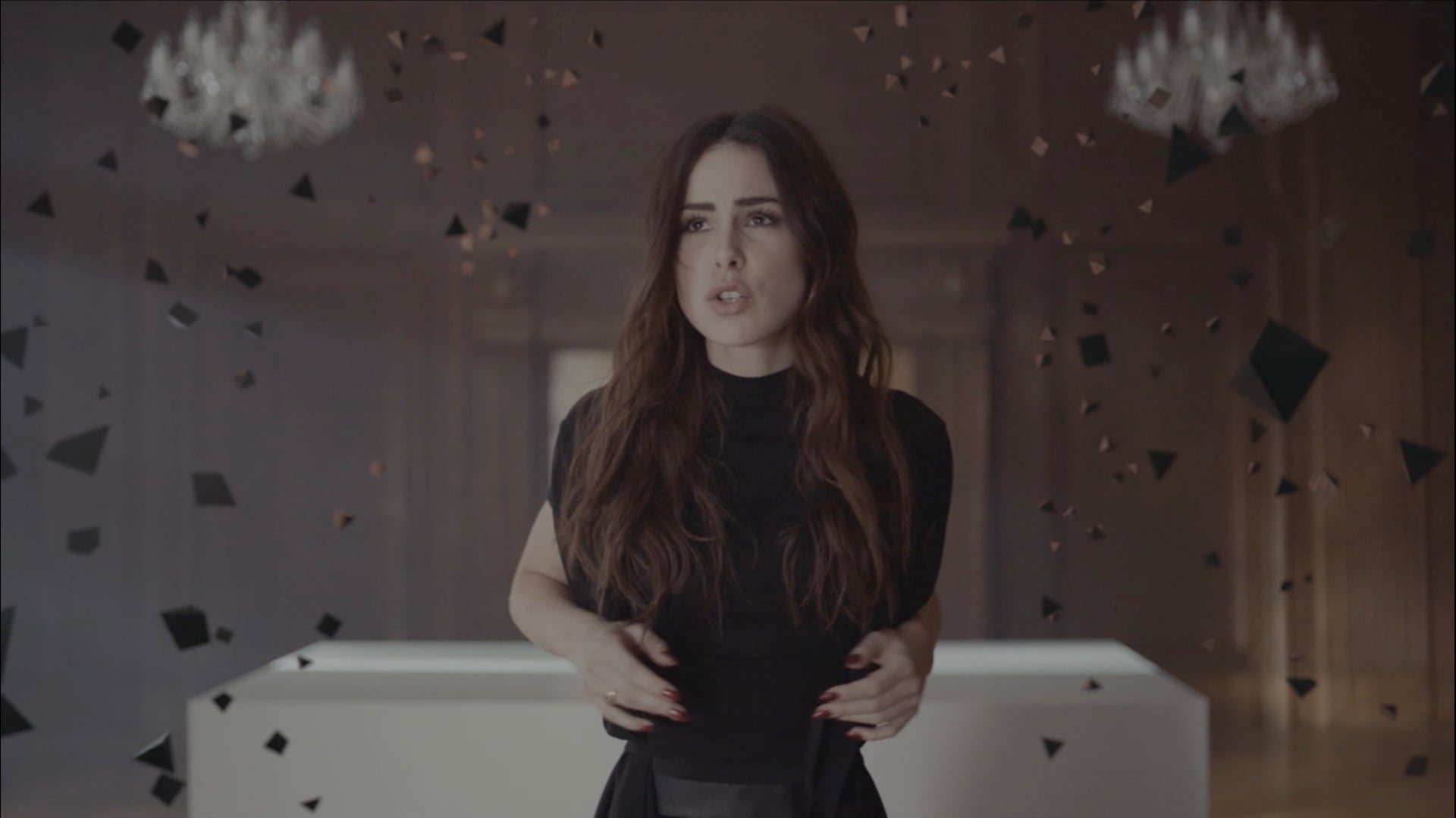 UNIVERSAL MUSIC x LENA – Traffic Lights